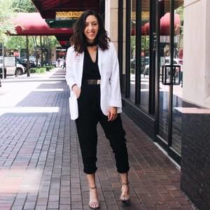 Meet your Posher, Angie